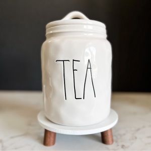 Rae Dunn Artisan Collection by Magenta TEA Canister NWOT - 2017